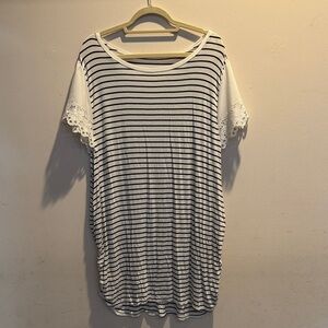 Motherhood Maternity Black and White Striped Lace Sleeve Top